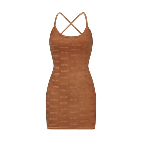 SKIMS Logo Velour Slip Dress Size 2X Color Camel Style NWT - Picture 4 of 5